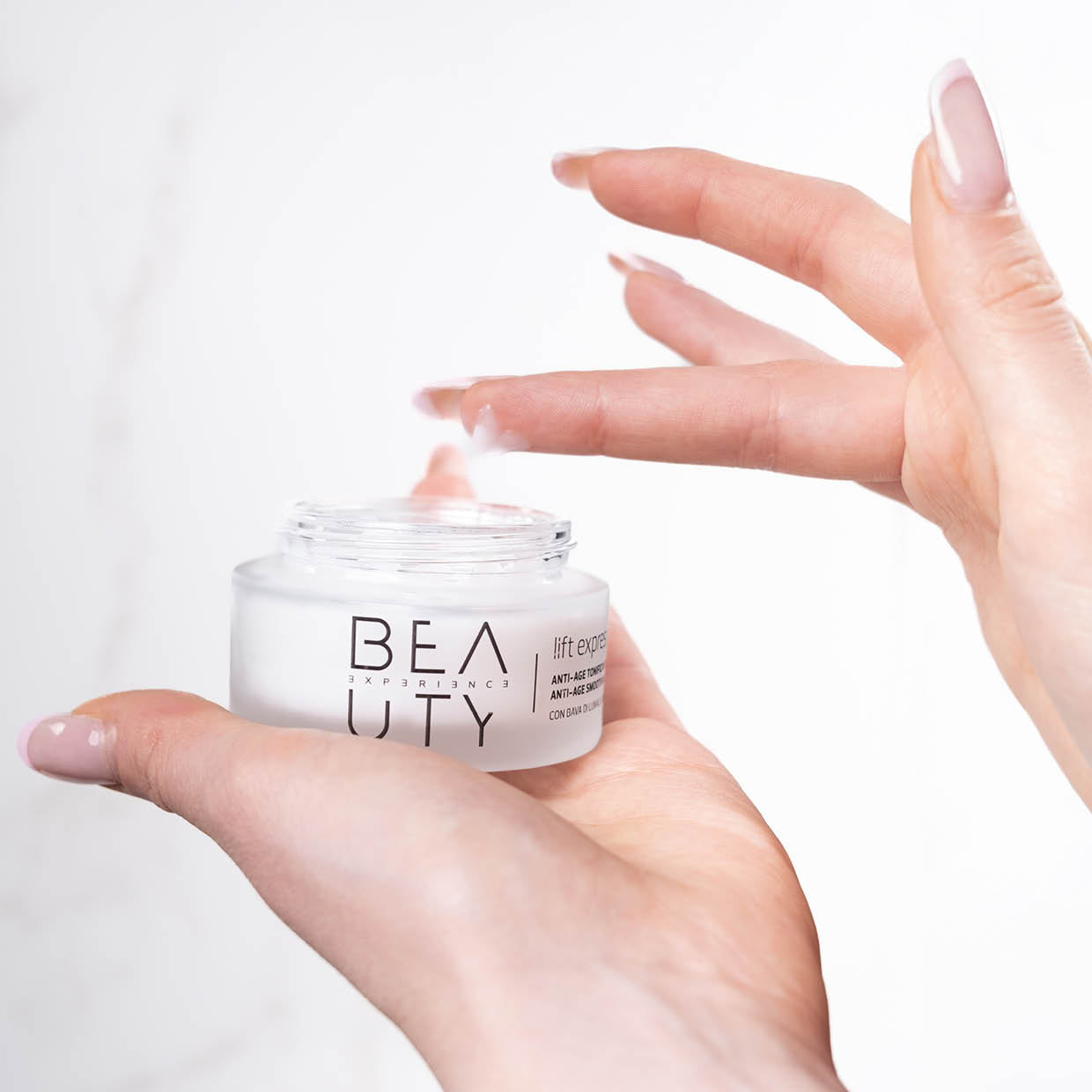 Beauty Experience Lift Express Night Cream thumbnail 3